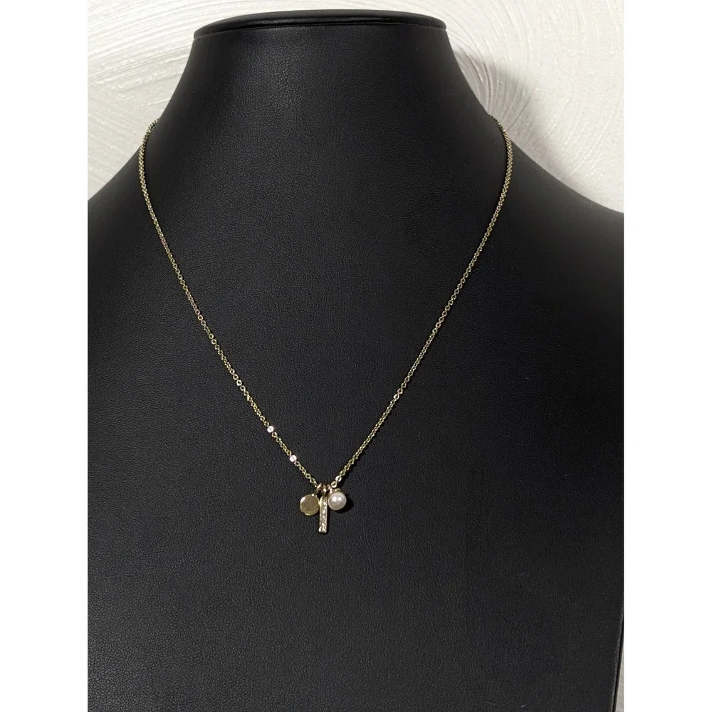 Ann Taylor LOFT Faux Pearl Crystal Necklace Gold Tone Dainty‎ Charm 18